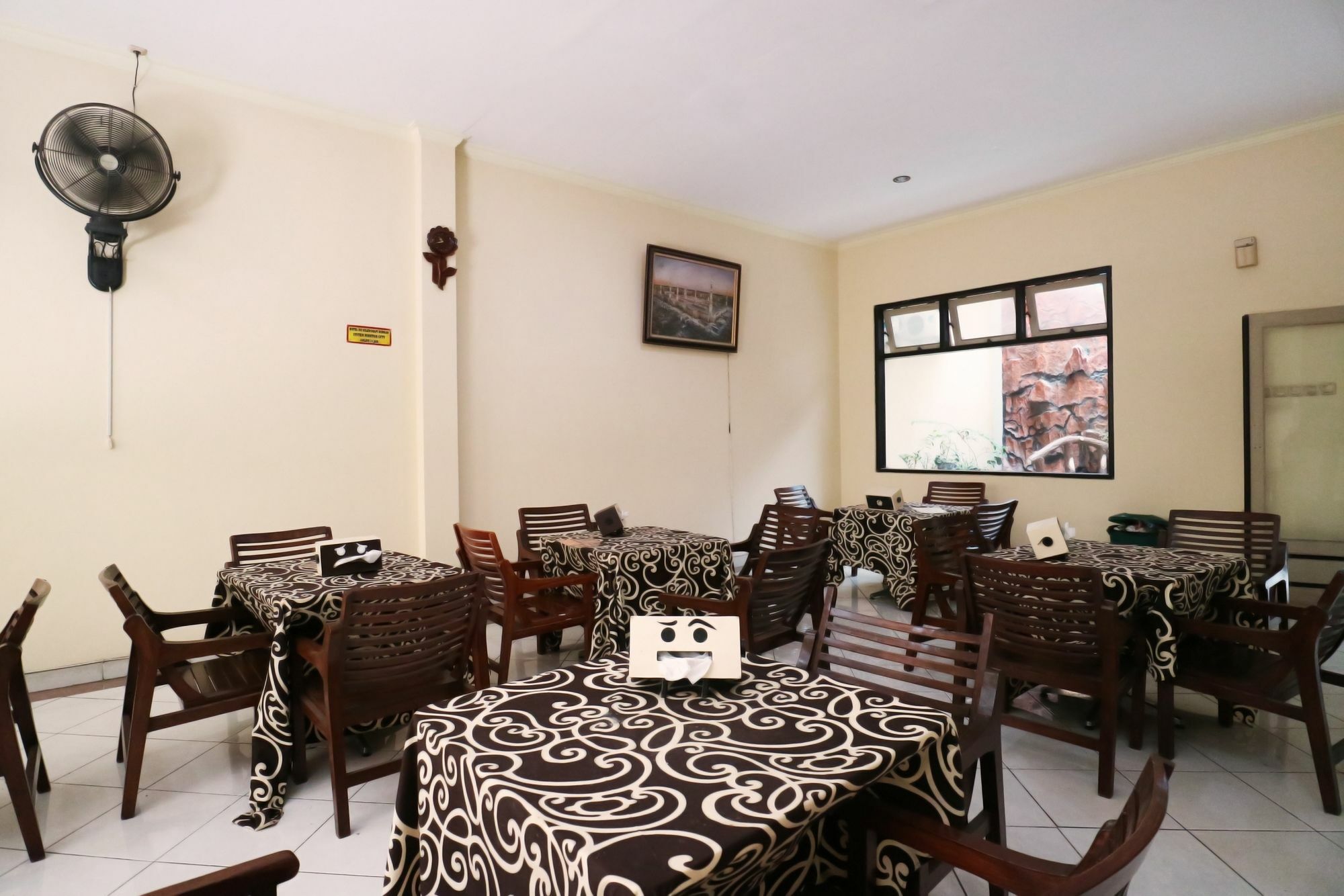 Hotel Syariah Walisongo Сурабая Экстерьер фото