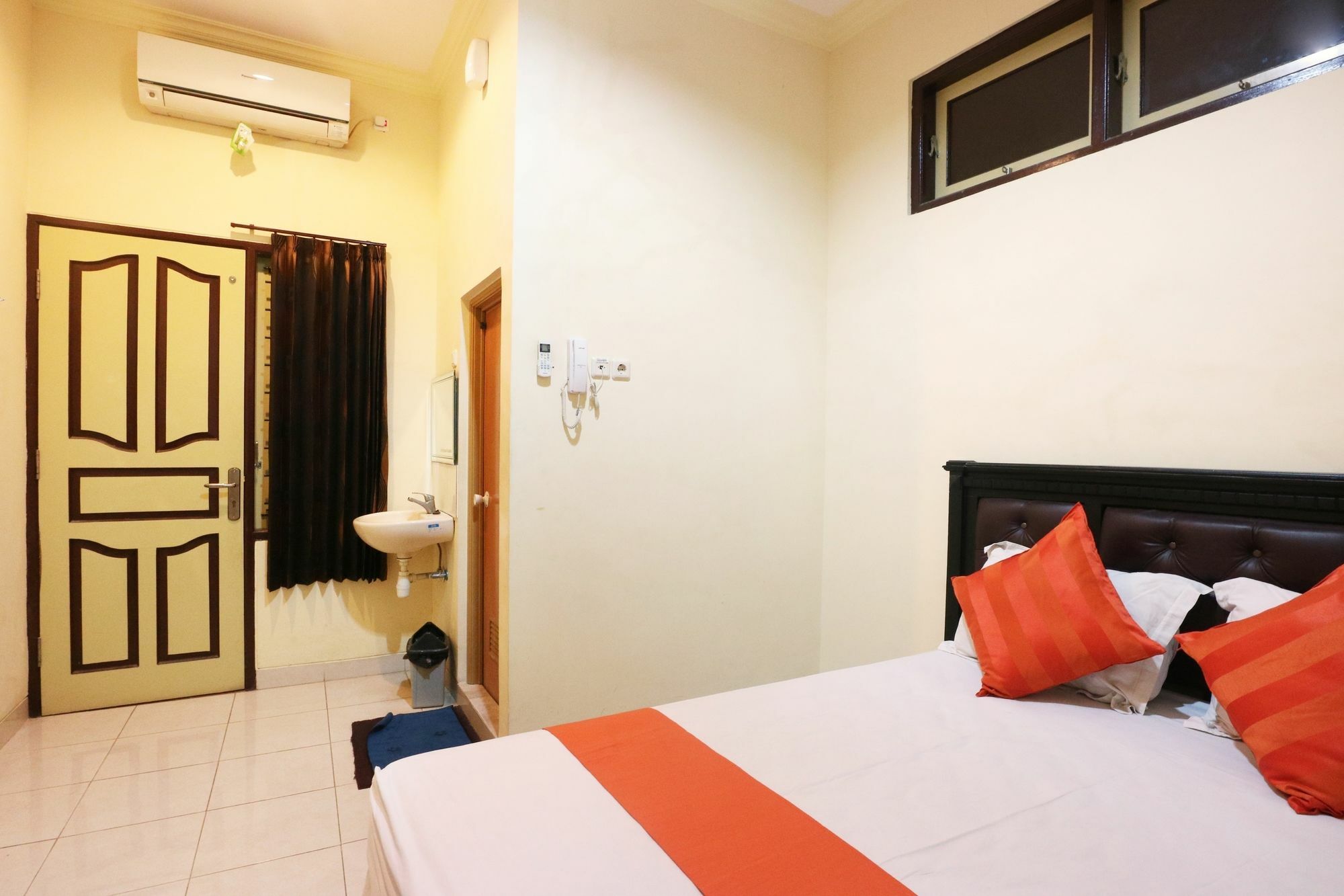 Hotel Syariah Walisongo Сурабая Экстерьер фото