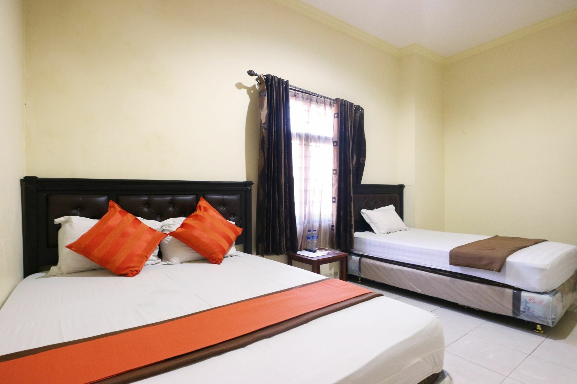 Hotel Syariah Walisongo Сурабая Экстерьер фото